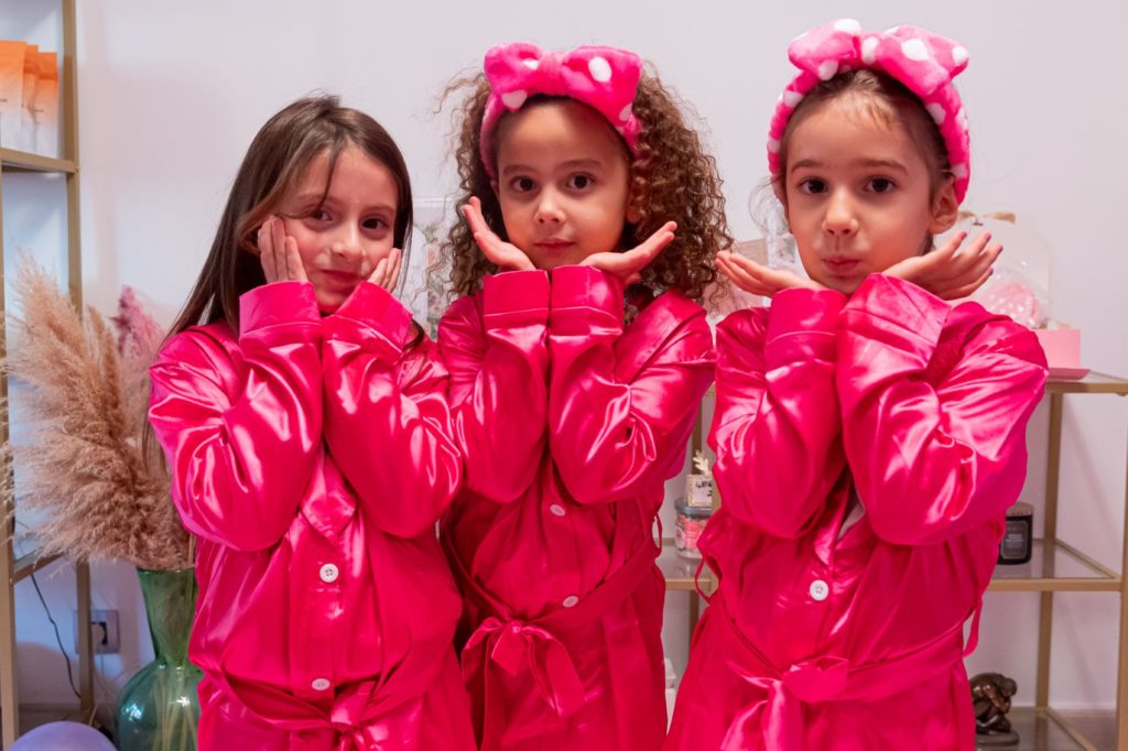 bisous-apres-midi-filles