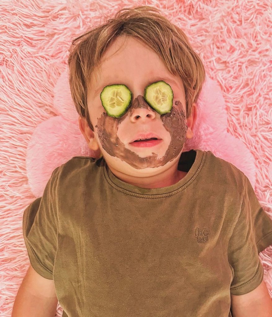 garcon-Iduun-beauty-soin-enfant-masque-chocolat-concombres